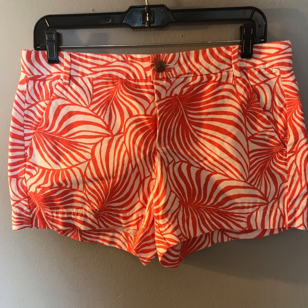 Gap Khaki shorts (size 4)